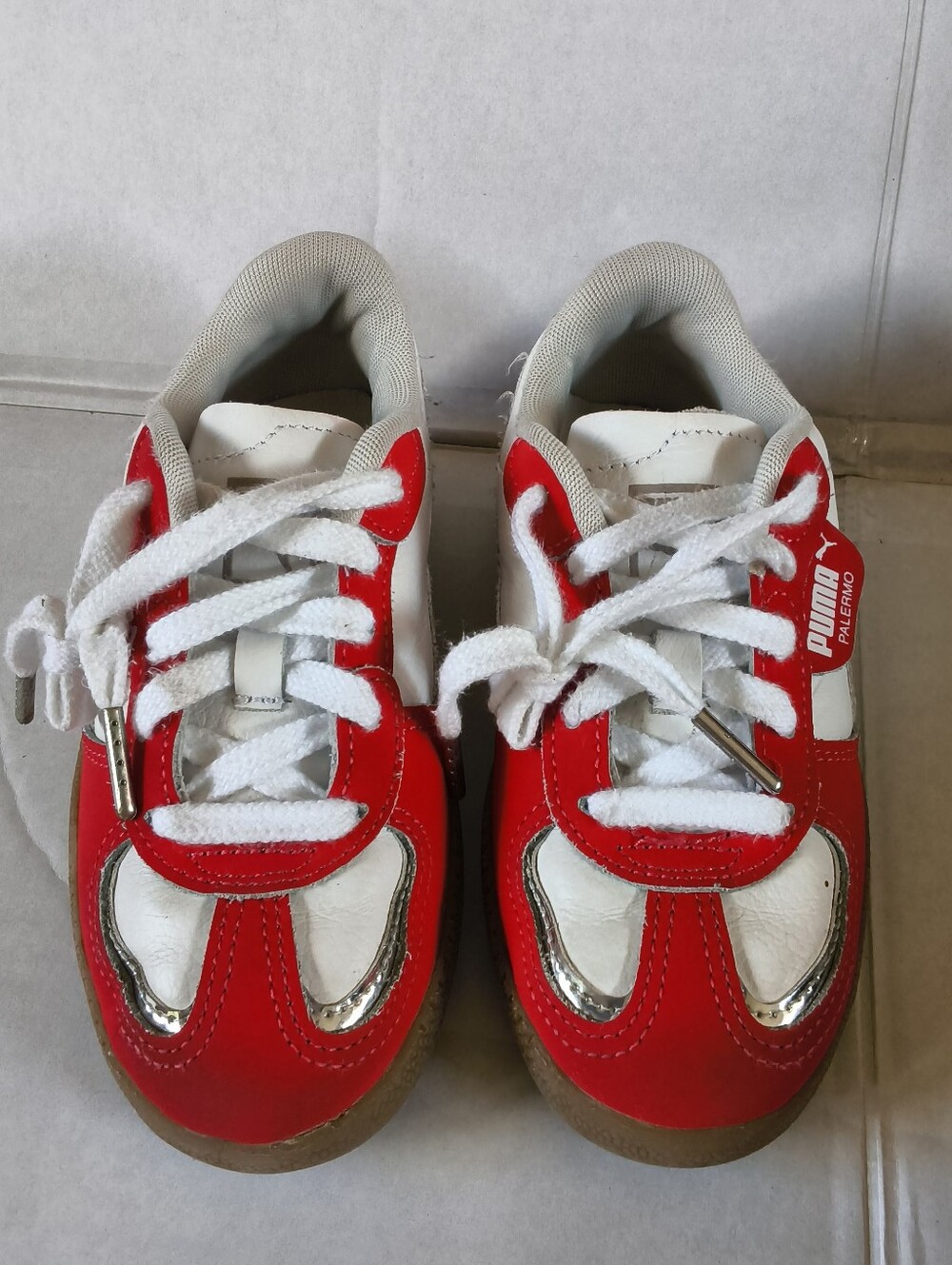 PUMA Unisex Palermo Moda (Big Kid) for All Time Red/Puma Silver/Gum 13 Big Kid